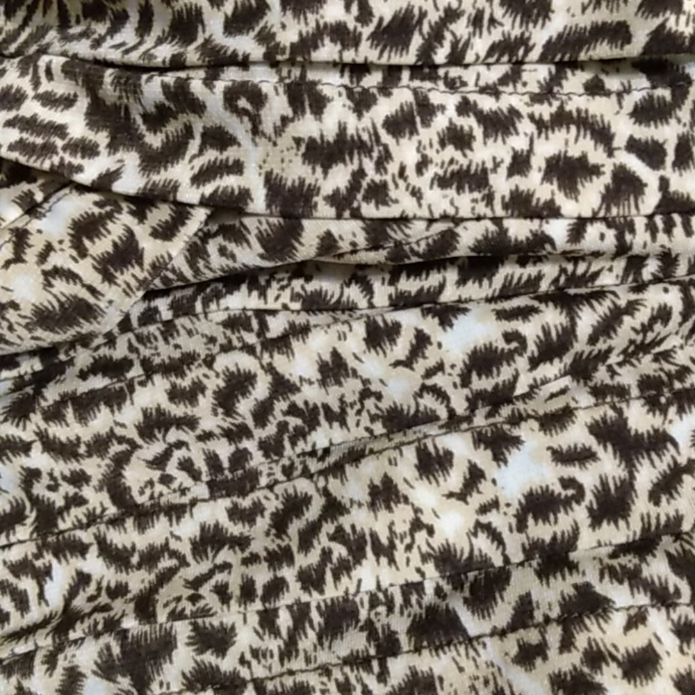 Cheetah print shirred fitted dress - Picture 10 of 11